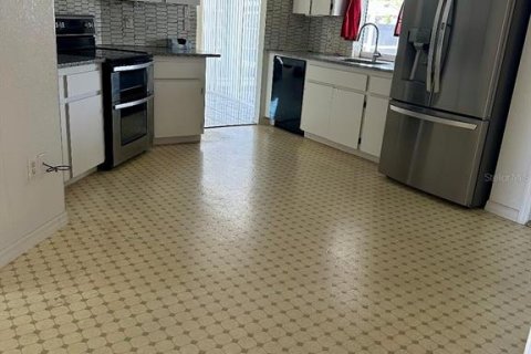 Villa ou maison à vendre à Port Charlotte, Floride: 3 chambres, 134.06 m2 № 1582571 - photo 5