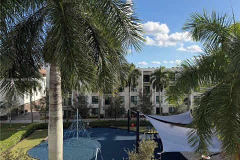 Снять в аренду кондоминиум в Дорал, Флорида 3 спальни, 104.89м2, № 2025997 - фото 17