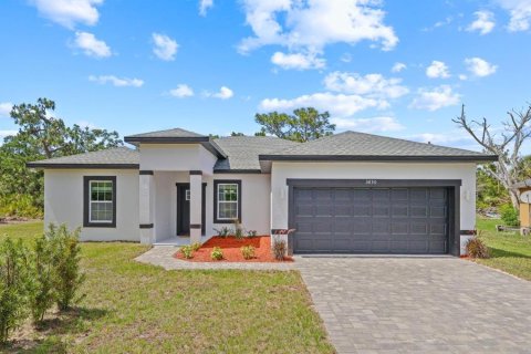 House in Indian lake estates, Florida 4 bedrooms, 175.68 sq.m. № 2234332