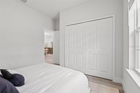 House in Indian lake estates, Florida 4 bedrooms, 175.68 sq.m. № 2234332 - photo 21