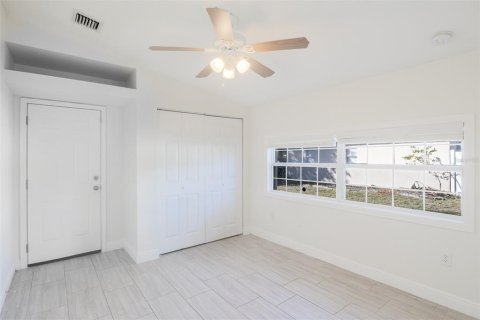 Villa ou maison à louer à Winter Park, Floride: 4 chambres, 210.61 m2 № 2354695 - photo 19