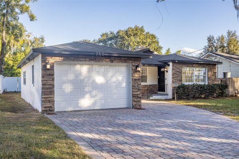 Villa ou maison à louer à Winter Park, Floride: 4 chambres, 210.61 m2 № 2354695 - photo 2
