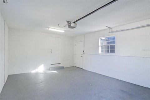 Villa ou maison à louer à Winter Park, Floride: 4 chambres, 210.61 m2 № 2354695 - photo 22