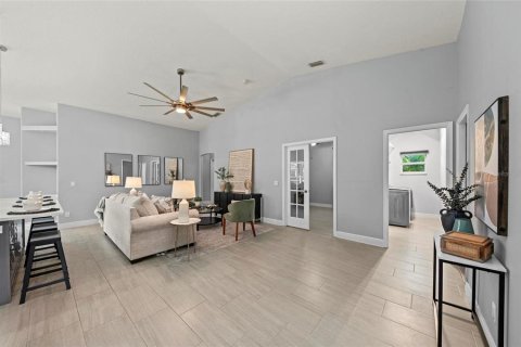 Casa en venta en Bradenton, Florida, 5 dormitorios, 274.53 m2 № 1734511 - foto 13