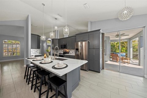 Casa en venta en Bradenton, Florida, 5 dormitorios, 274.53 m2 № 1734511 - foto 17