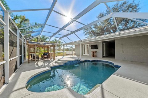 Casa en venta en Bradenton, Florida, 5 dormitorios, 274.53 m2 № 1734511 - foto 5