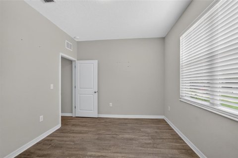 Villa ou maison à vendre à Tampa, Floride: 3 chambres, 133.04 m2 № 2266419 - photo 18