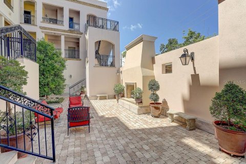 Condominio en venta en Sarasota, Florida, 2 dormitorios, 93.92 m2 № 1719292 - foto 4