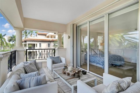 Copropriété à louer à Miami, Floride: 2 chambres, 132.76 m2 № 2038140 - photo 17