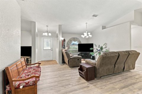 Villa ou maison à vendre à Spring Hill, Floride: 3 chambres, 149.11 m2 № 2415353 - photo 10