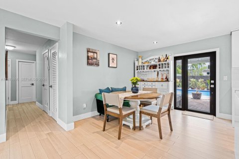 Casa en venta en Cutler Bay, Florida, 3 dormitorios, 136.38 m2 № 2056544 - foto 17