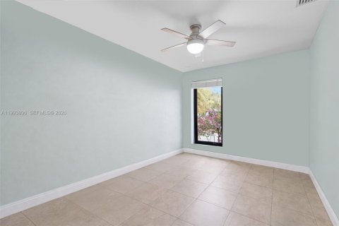 Casa en venta en Cutler Bay, Florida, 3 dormitorios, 136.38 m2 № 2056544 - foto 29