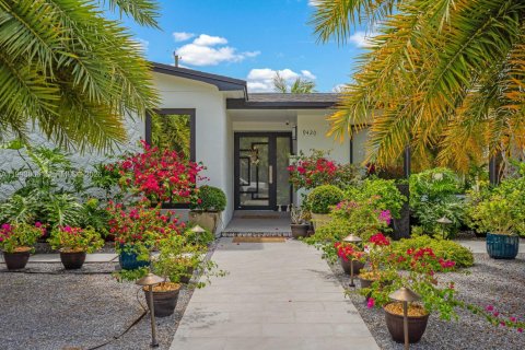 Casa en venta en Cutler Bay, Florida, 3 dormitorios, 136.38 m2 № 2056544 - foto 2