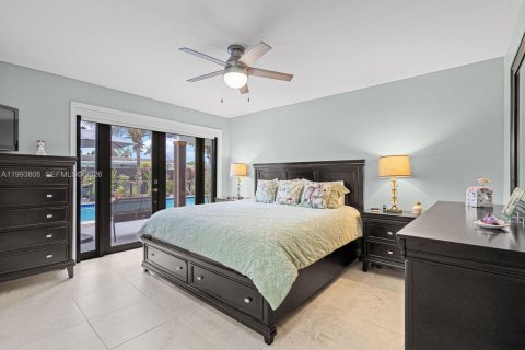 Casa en venta en Cutler Bay, Florida, 3 dormitorios, 136.38 m2 № 2056544 - foto 19