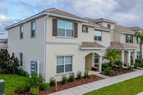 Touwnhouse à STOREY LAKE à Kissimmee, Floride 5 chambres, 197.7 m2 № 2419313
