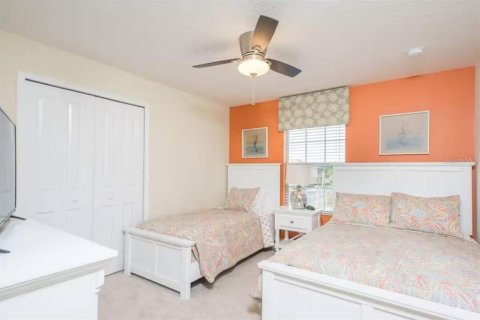 Touwnhouse à vendre à Kissimmee, Floride: 5 chambres, 197.7 m2 № 2419313 - photo 19