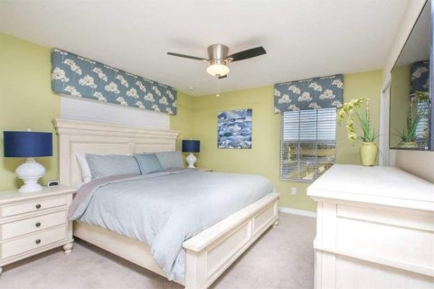 Touwnhouse à vendre à Kissimmee, Floride: 5 chambres, 197.7 m2 № 2419313 - photo 16