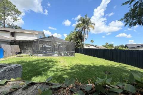 House in Tampa, Florida 4 bedrooms, 219.44 sq.m. № 2142004 - photo 23