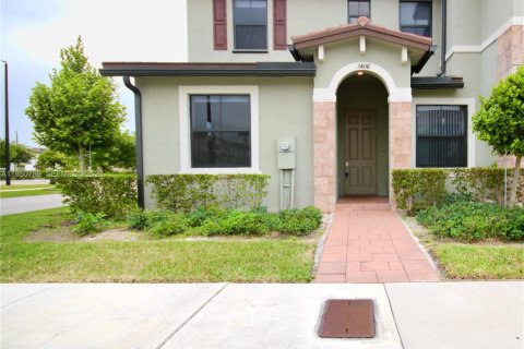 Touwnhouse à Hialeah, Floride 3 chambres, 123.75 m2 № 2006758