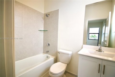 Touwnhouse à louer à Hialeah, Floride: 3 chambres, 123.75 m2 № 2006758 - photo 19
