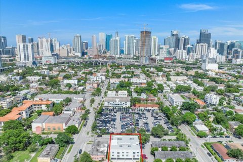 Villa ou maison à louer à Miami, Floride: 2 chambres, 61.78 m2 № 2184686 - photo 14