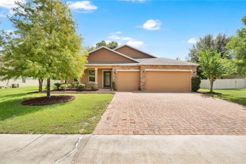Villa ou maison à DeLand, Floride 4 chambres, 229.65 m2 № 2368656
