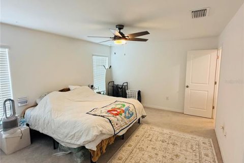 House in North Fort Myers, Florida 4 bedrooms, 168.34 sq.m. № 2102431 - photo 17