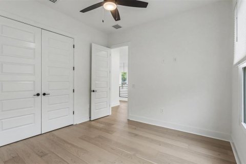 Купить виллу или дом в Лейкленд, Флорида 12 комнат, 370.96м2, № 2111623 - фото 16