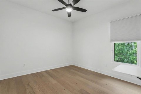 Купить виллу или дом в Лейкленд, Флорида 12 комнат, 370.96м2, № 2111623 - фото 19