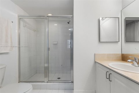 Купить кондоминиум в Майами, Флорида 2 спальни, 105.91м2, № 1920903 - фото 20