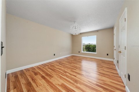 House in Kissimmee, Florida 4 bedrooms, 273.88 sq.m. № 2231603 - photo 22