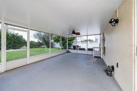 House in Kissimmee, Florida 4 bedrooms, 273.88 sq.m. № 2231603 - photo 29