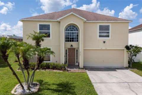 House in Kissimmee, Florida 4 bedrooms, 273.88 sq.m. № 2231603 - photo 4