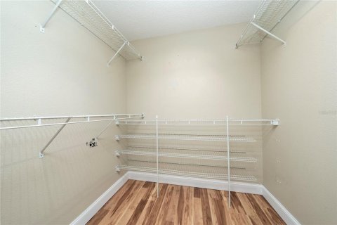 House in Kissimmee, Florida 4 bedrooms, 273.88 sq.m. № 2231603 - photo 21