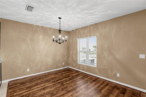 Villa ou maison à vendre à Groveland, Floride: 3 chambres, 176.42 m2 № 2349166 - photo 11