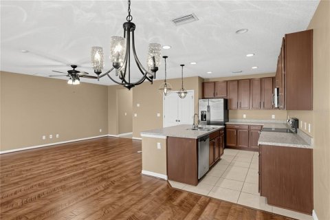 Villa ou maison à vendre à Groveland, Floride: 3 chambres, 176.42 m2 № 2349166 - photo 3