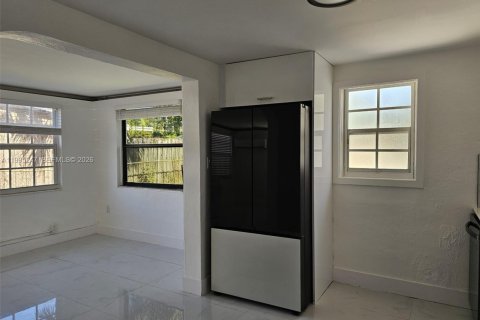 Casa en alquiler en Fort Lauderdale, Florida, 3 dormitorios, 162.76 m2 № 2062738 - foto 23