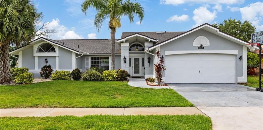 Villa ou maison à Hudson, Floride 3 chambres, 192.03 m2 № 2339008