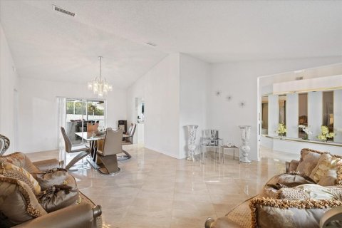 Villa ou maison à vendre à Hudson, Floride: 3 chambres, 192.03 m2 № 2339008 - photo 15