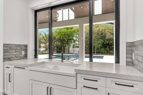 Villa ou maison à vendre à Palm Beach Gardens, Floride: 4 chambres, 375.79 m2 № 2187767 - photo 13