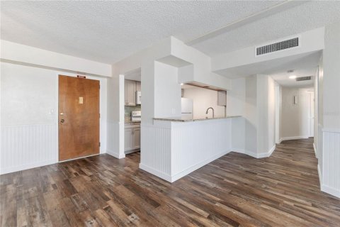Condo in Flagler Beach, Florida, 2 bedrooms  № 1722804 - photo 5