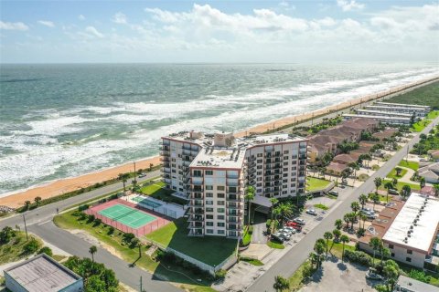Condo in Flagler Beach, Florida, 2 bedrooms  № 1722804 - photo 2