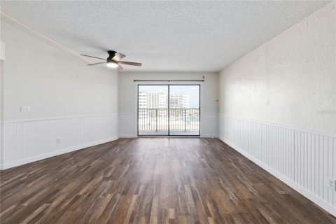 Condo in Flagler Beach, Florida, 2 bedrooms  № 1722804 - photo 12
