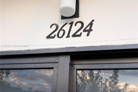 Снять в аренду таунхаус в Хомстед, Флорида 4 спальни, 129.88м2, № 1985971 - фото 13