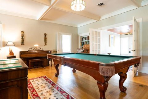 House in Winter Haven, Florida 6 bedrooms, 566.7 sq.m. № 252386 - photo 7