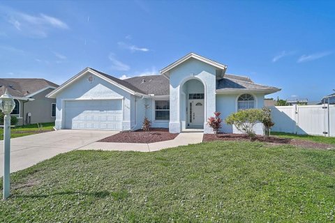 Villa ou maison à Bradenton, Floride 3 chambres, 151.8 m2 № 2149411