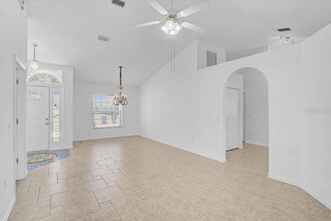 Villa ou maison à vendre à Bradenton, Floride: 3 chambres, 151.8 m2 № 2149411 - photo 5