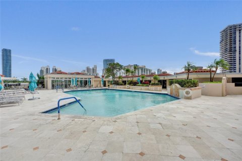 Купить кондоминиум в Авентура, Флорида 3 спальни, 155.8м2, № 2001954 - фото 21