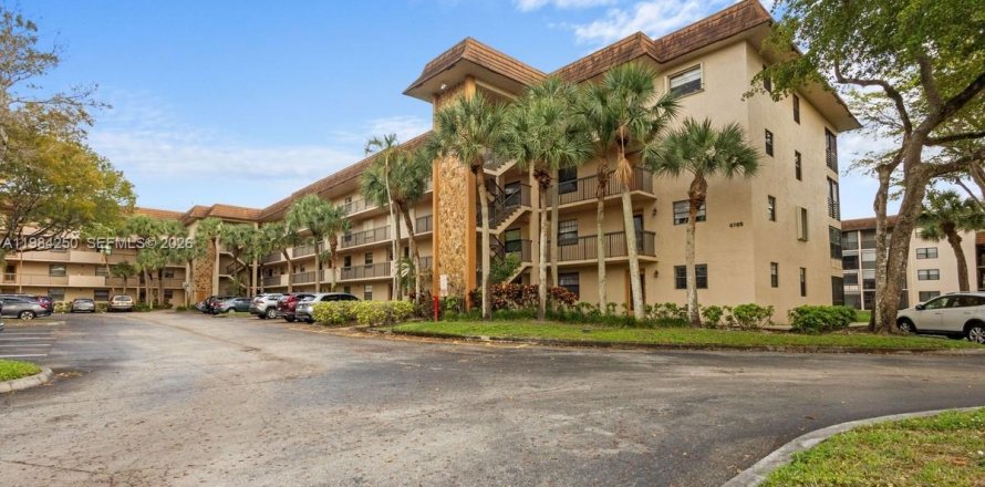 Condo à Tamarac, Floride, 2 chambres  № 2045782