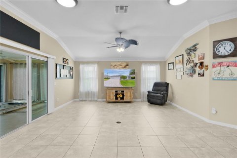 Villa ou maison à vendre à The Villages, Floride: 3 chambres, 215.53 m2 № 1761064 - photo 8
